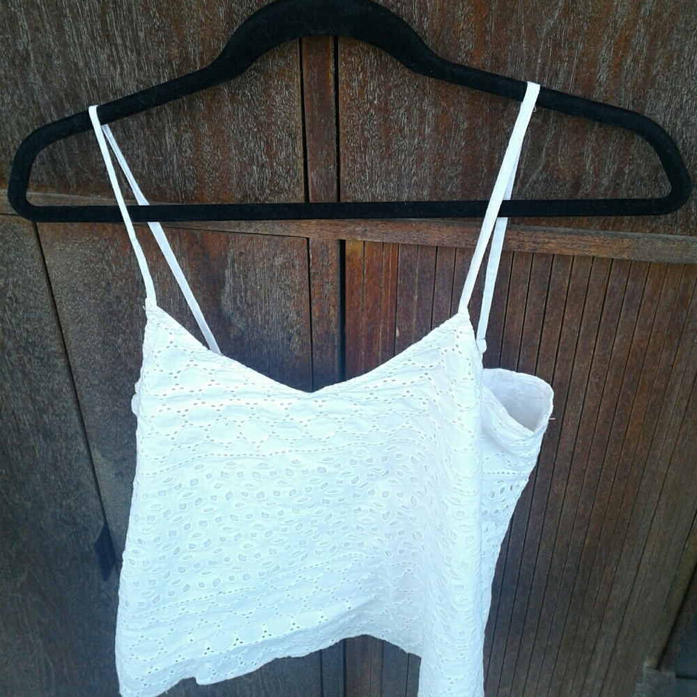 Eyelet lace adjustable straps crop top XS